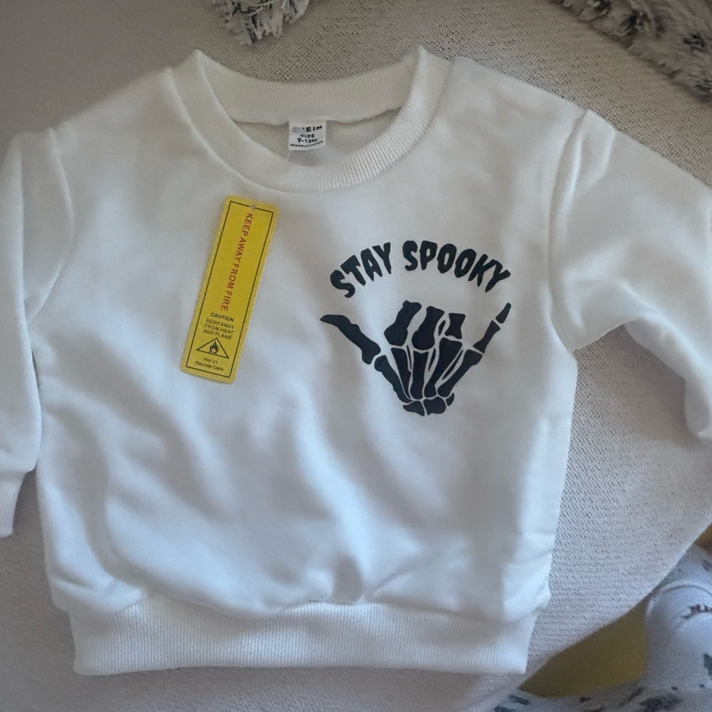 SHEIN Kids White Sweatshirt with 'Stay Spooky' Skeleton Design